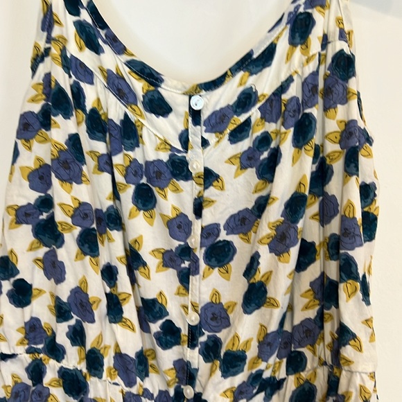 Blue flower print spaghetti strap button down top - Picture 2 of 5